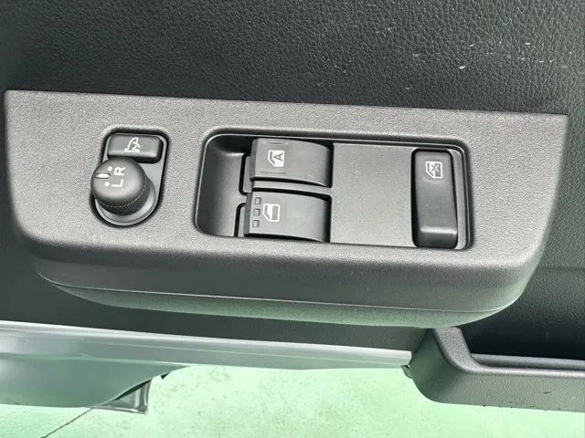 ハイゼット(ダイハツ)ジャンボ エクストラ AT 4WD届出済未使用車 11