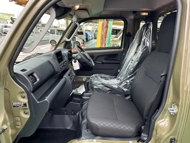 ハイゼット(ダイハツ)ジャンボ エクストラ AT 4WD届出済未使用車 3
