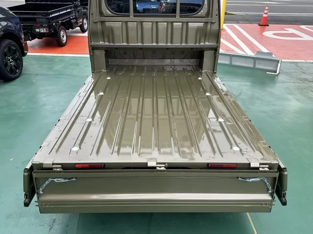 ハイゼット(ダイハツ)ジャンボ エクストラ AT 4WD届出済未使用車 5