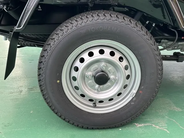 ハイゼット(ダイハツ)ジャンボ エクストラ AT 4WD届出済未使用車 9