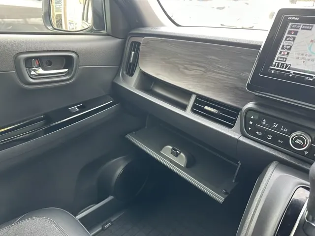 N-ONE(ホンダ)プレミアム中古車 22