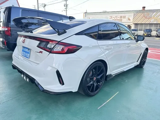 シビック(ホンダ)タイプR登録済未使用車 10