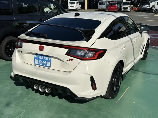 シビック(ホンダ)タイプR登録済未使用車 11