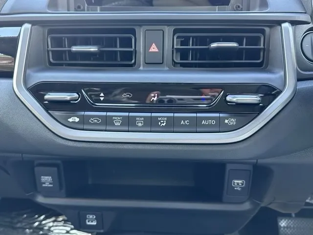 WR-V(ホンダ)X登録済未使用車 15