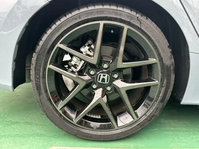 シビック(ホンダ)e：HEV中古車 13