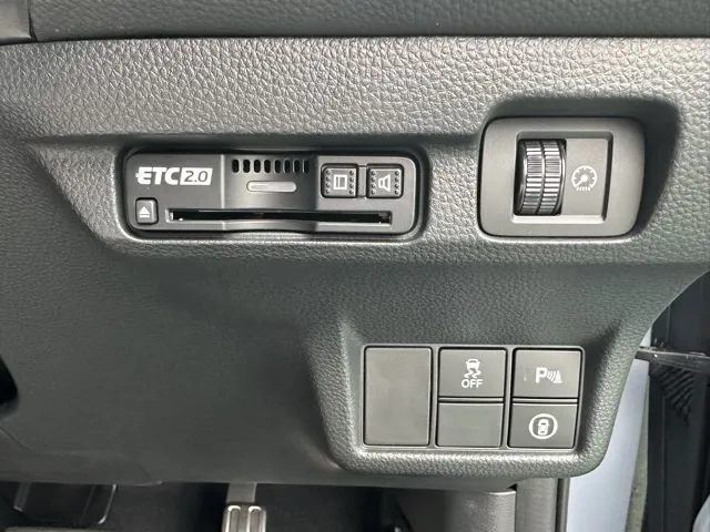 シビック(ホンダ)e：HEV中古車 15