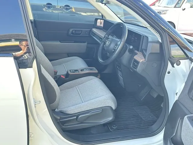 HONDAe(ホンダ)アドバンス中古車 12