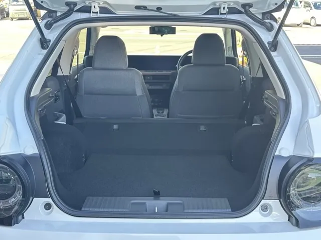 HONDAe(ホンダ)アドバンス中古車 7