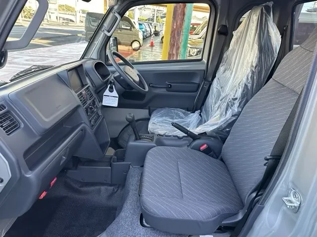 キャリートラック(スズキ)スーパーキャリイX 4WD AT届出済未使用車 3