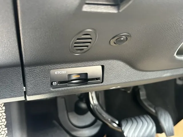 アリア(ニッサン)B6中古車 17