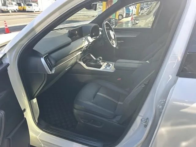 CX-60(マツダ)XD-ハイブリッド エクスクルーシブスポーツ 4WD中古車 3