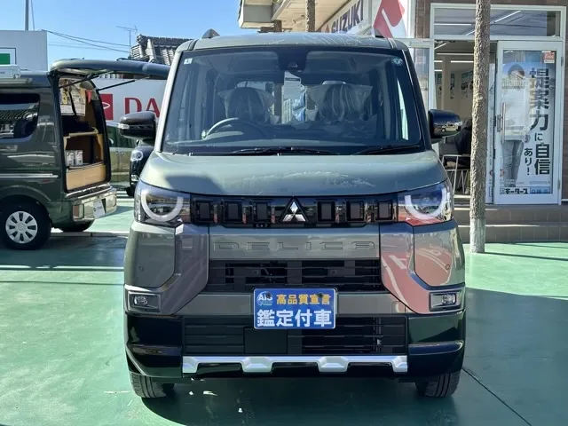 デリカミニ(三菱)Tプレミアム ４WD届出済未使用車 27