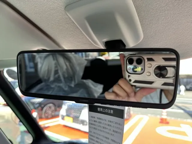 デリカミニ(三菱)Tプレミアム届出済未使用車 23