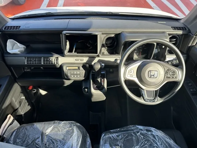 N-VAN(ホンダ)FUNターボ届出済未使用車 5