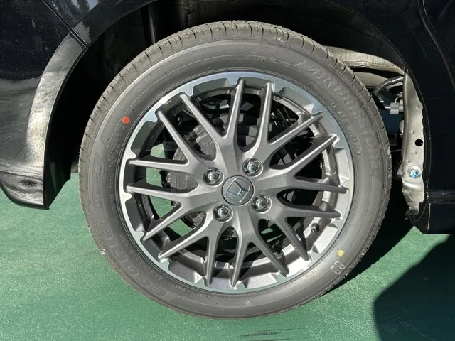 N-BOX(ホンダ)N-BOXカスタムターボ届出済未使用車 13