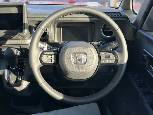 N-BOX(ホンダ)N-BOXカスタムターボ届出済未使用車 8