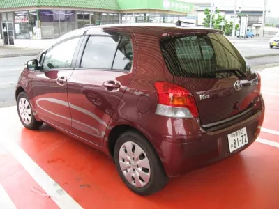 ヴィッツ(トヨタ)アイル中古車 2