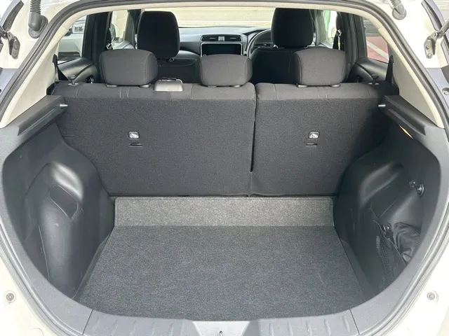 リーフ(ニッサン)X Vセレクション中古車 10