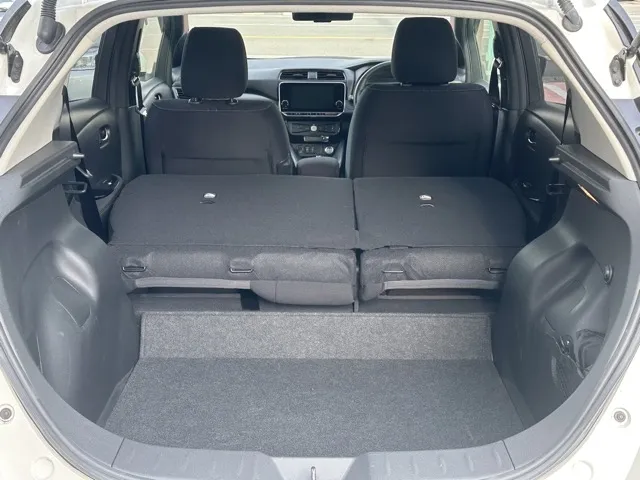 リーフ(ニッサン)X Vセレクション中古車 11