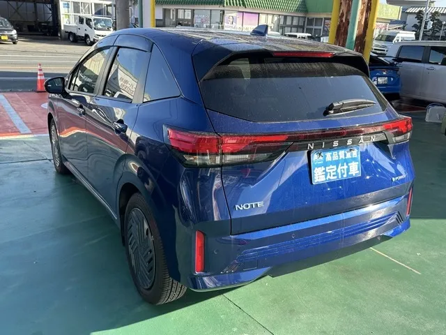 ノート(ニッサン)X中古車 2