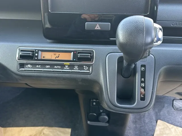 ワゴンR(スズキ)ハイブリッド ZX届出済未使用車 17