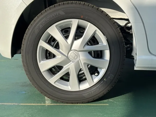 N-BOX(ホンダ)N-BOX コンフォートＰ届出済未使用車 13