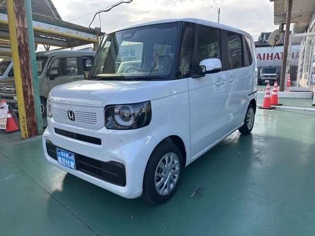 N-BOX(ホンダ)N-BOX コンフォートＰ届出済未使用車 1