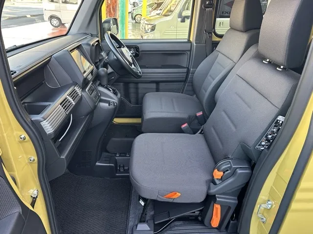 N-VAN(ホンダ)FUN 届出済未使用車 3