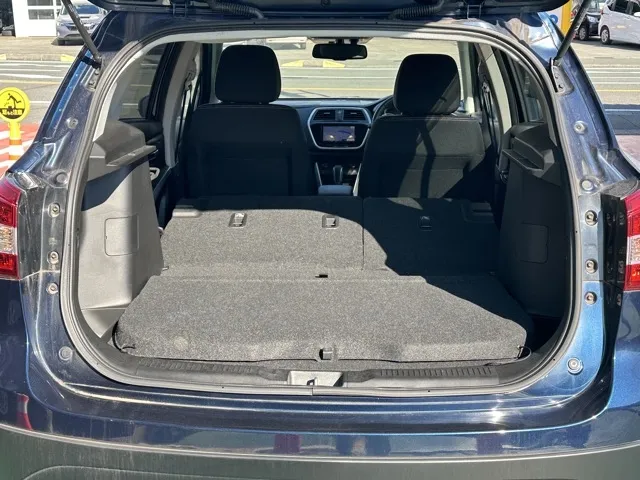 SX4(スズキ)S クロス中古車 9