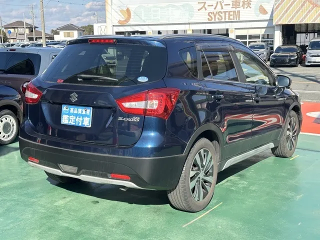 SX4(スズキ)S クロス中古車 10