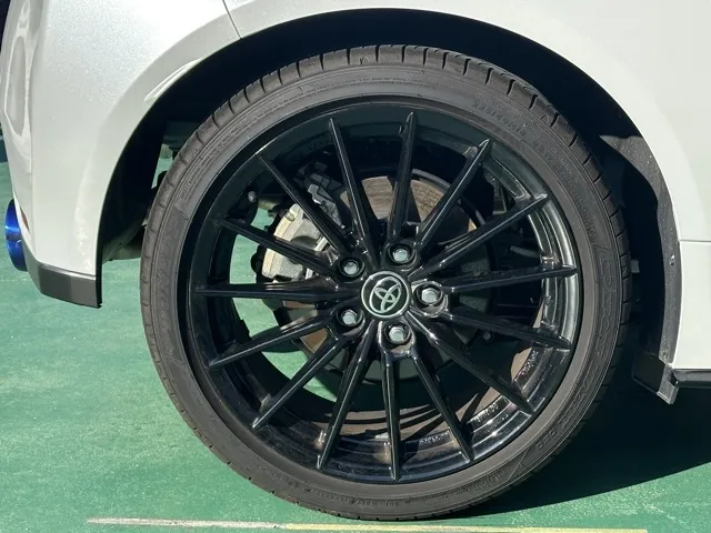 GRヤリス(トヨタ)RS AT中古車 12