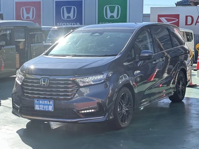 オデッセイ(ホンダ)e：HEV アブソルート EX登録済未使用車 1