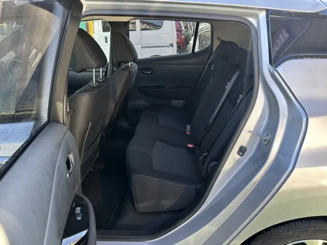 リーフ(ニッサン)Ｘ中古車 4