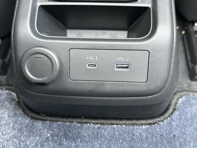 アリア(ニッサン)B6中古車 22