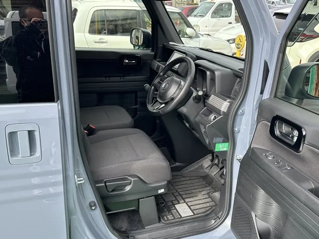 N-VAN(ホンダ)プラススタイルFUN　６ＭＴ中古車 15