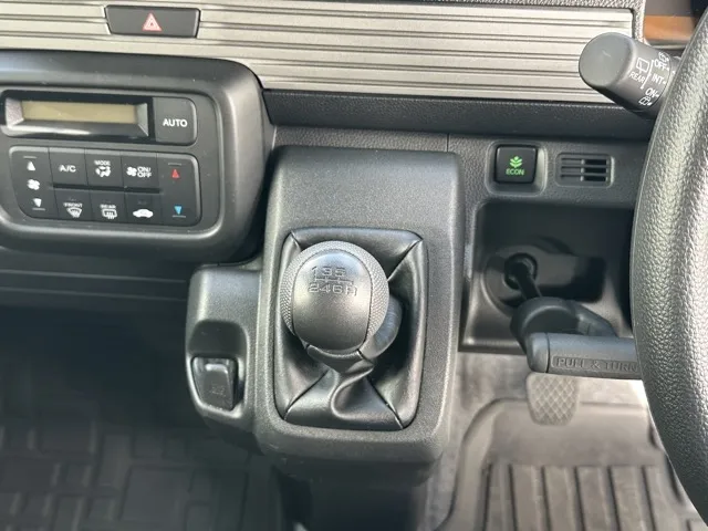 N-VAN(ホンダ)プラススタイルFUN　６ＭＴ中古車 19