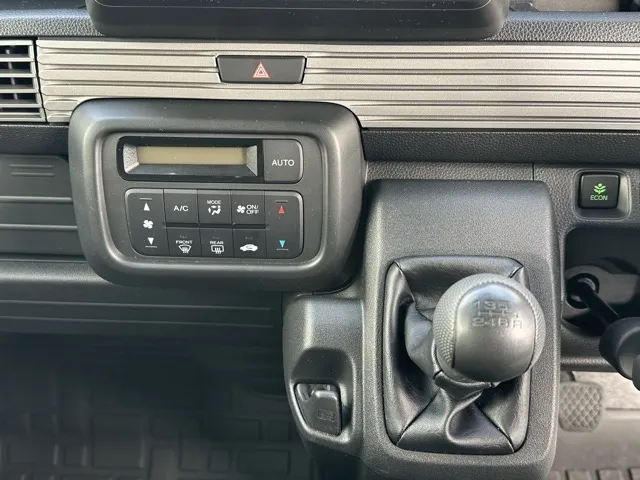 N-VAN(ホンダ)プラススタイルFUN　６ＭＴ中古車 20