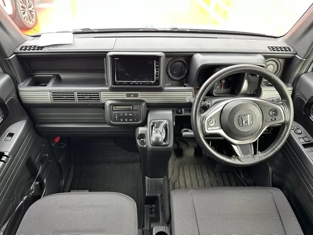 N-VAN(ホンダ)プラススタイルFUN　６ＭＴ中古車 5