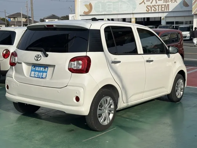 パッソ(トヨタ)X中古車 9