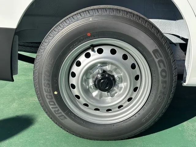 バネット(ニッサン)DX登録済未使用車 10