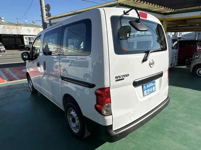 バネット(ニッサン)DX登録済未使用車 2