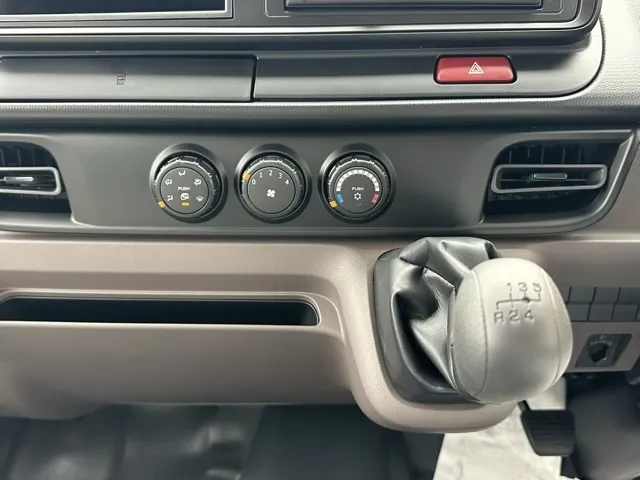 キャンター(三菱)全低床キョウカダンプ ３ｔレンタ登録済未使用車 17