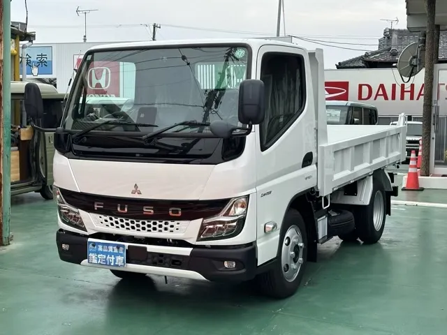 キャンター(三菱)全低床キョウカダンプ ３ｔレンタ登録済未使用車 1