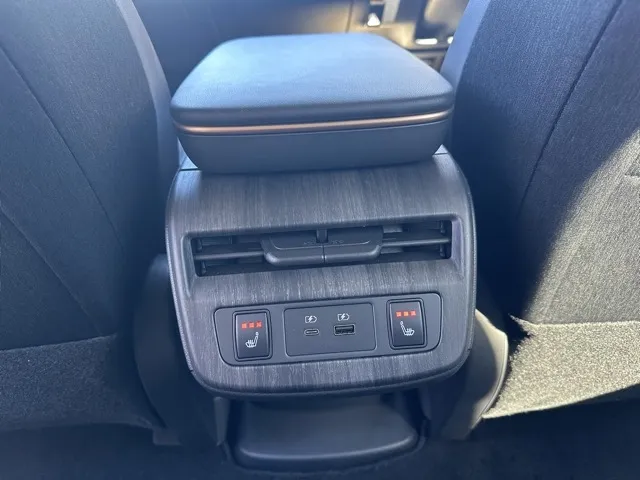 アリア(ニッサン)B6中古車 6