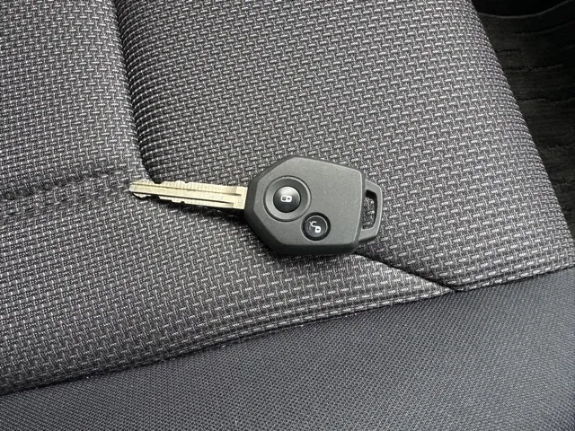 インプレッサ(スバル)1.6I-Lアイサイト中古車 20