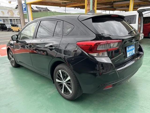 インプレッサ(スバル)1.6I-Lアイサイト中古車 2