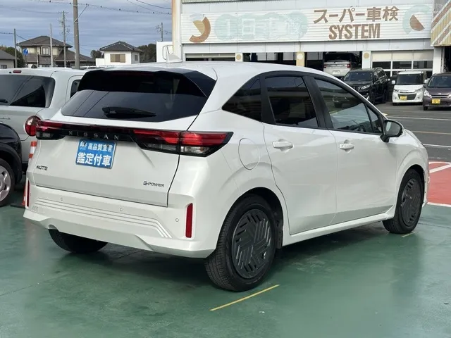 ノート(ニッサン)X アラウンドビューモニター中古車 9