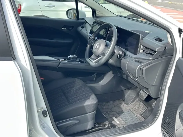 ノート(ニッサン)X アラウンドビューモニター中古車 14