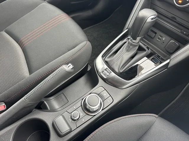 MAZDA2(マツダ)15スポルト中古車 19
