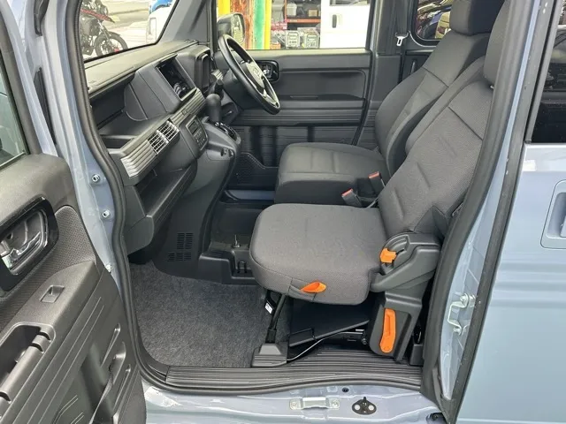 N-VAN(ホンダ)FUN 届出済未使用車 3